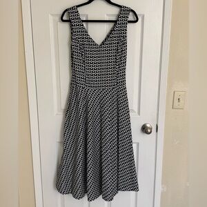 NAAMA BEZALEL anchor pattern V-neck Tea length dress, 6 US women’s